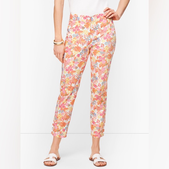 Talbots PERFECT CROP PANTS CURVY FIT FRUIT & FLOWERS pink orange pinapple sz 12 - Picture 1 of 6
